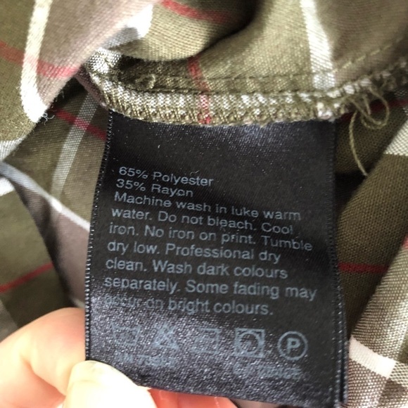 𝅺Helly Hansen Plaid Button Down Short Sleeve Shirt - Picture 11 of 12